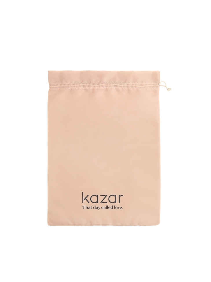 Niskie czółenka ze otej metalizowanej skóry