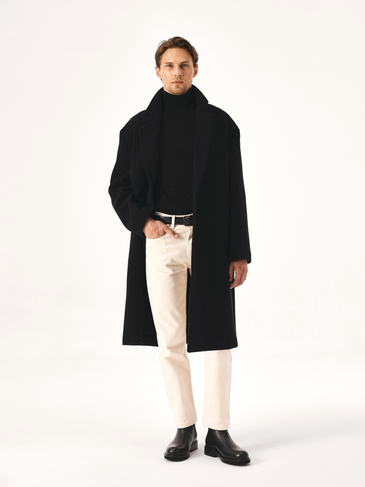 Czarny pasek męski z przeszyciami