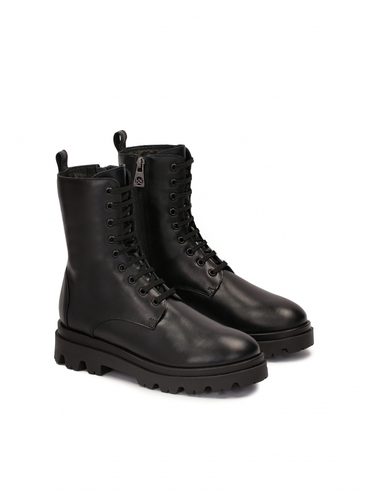 Czarne trzewiki z odpinanym paskiem