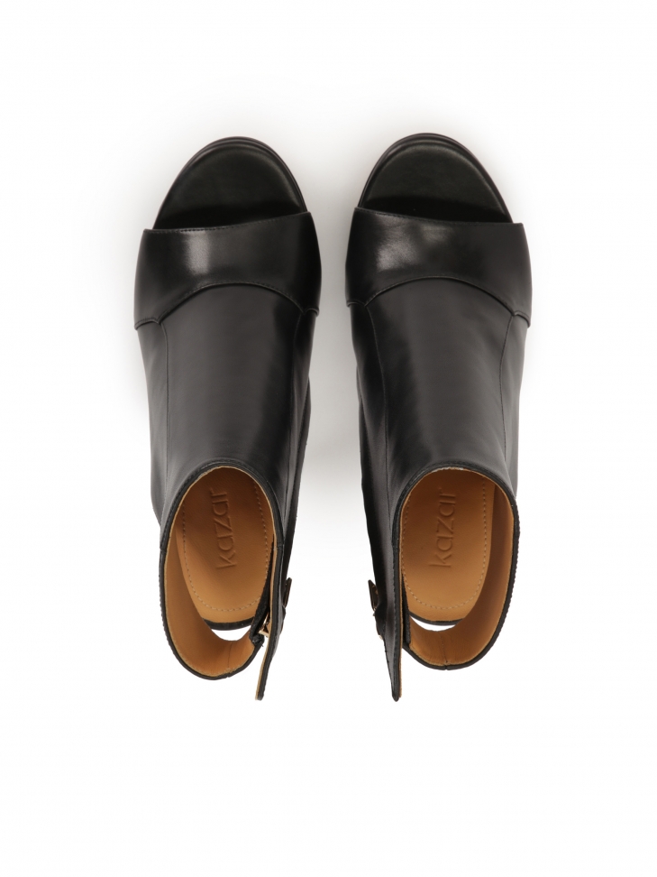 Botki peep toe z platformą