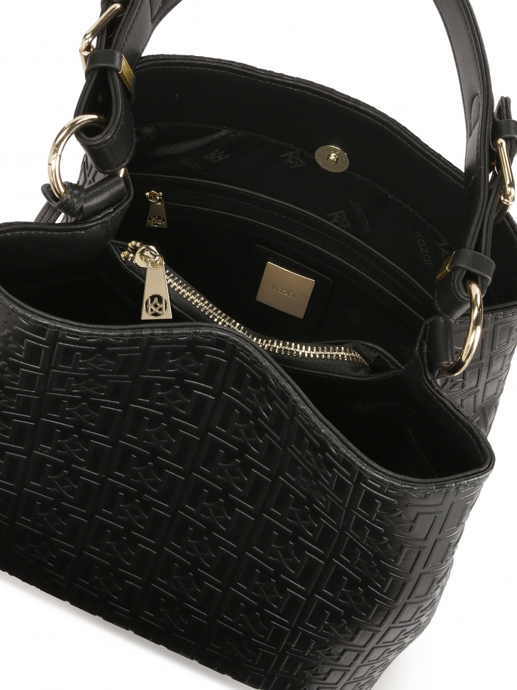 Czarna skórzana torebka z wypukłym wzorem