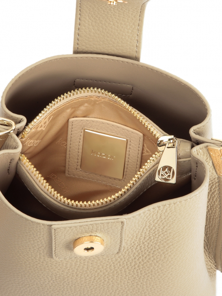 Kompaktowa skórzana torebka