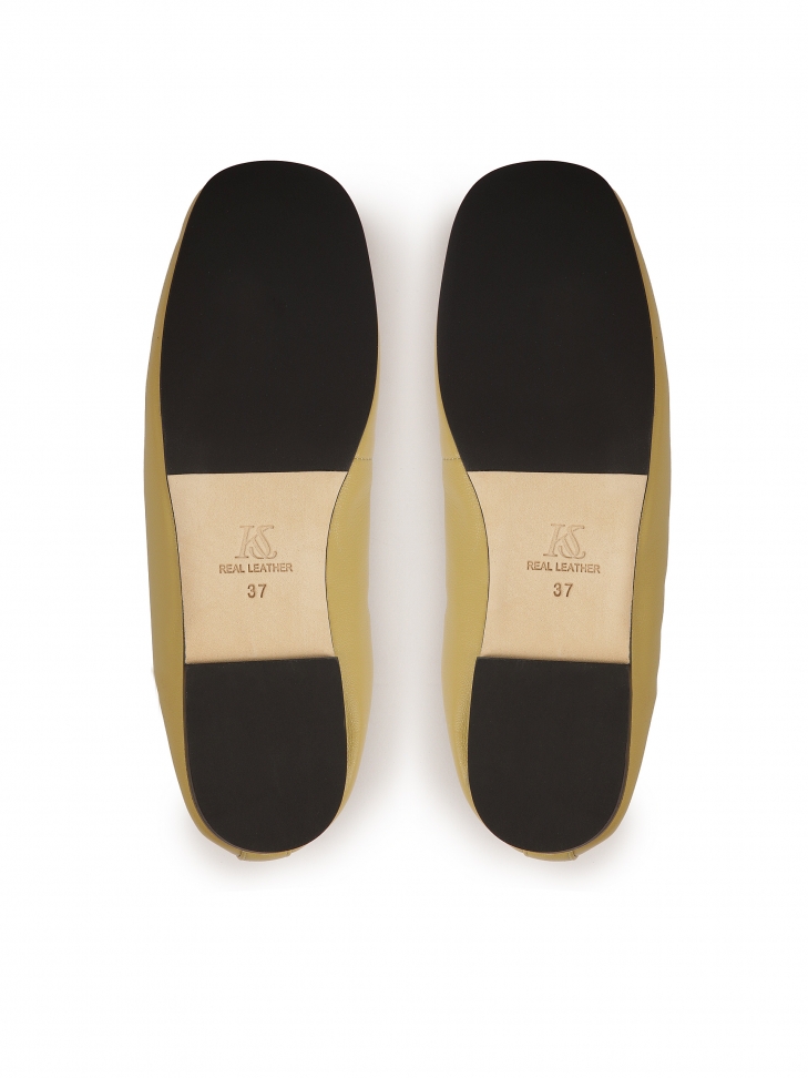 Wiązane baleriny z naturalnej skóry