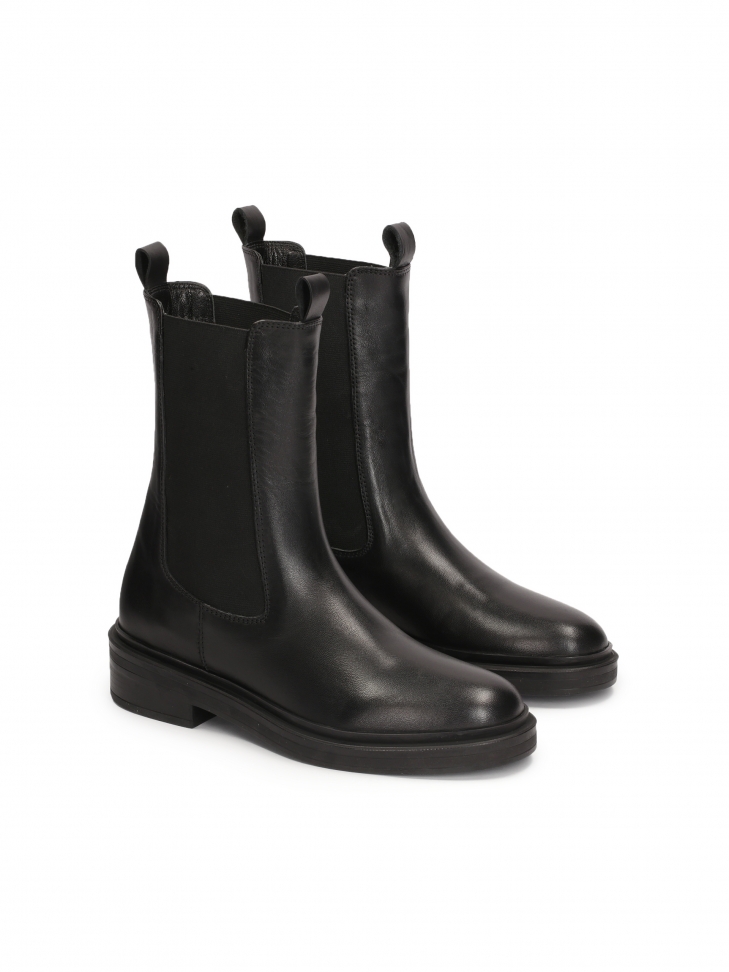 Skórzane chelsea boots na płaskiej podeszwie