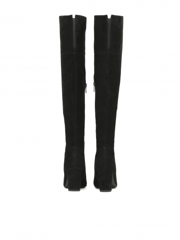 Zamszowe muszkieterki na szerokim obcasie