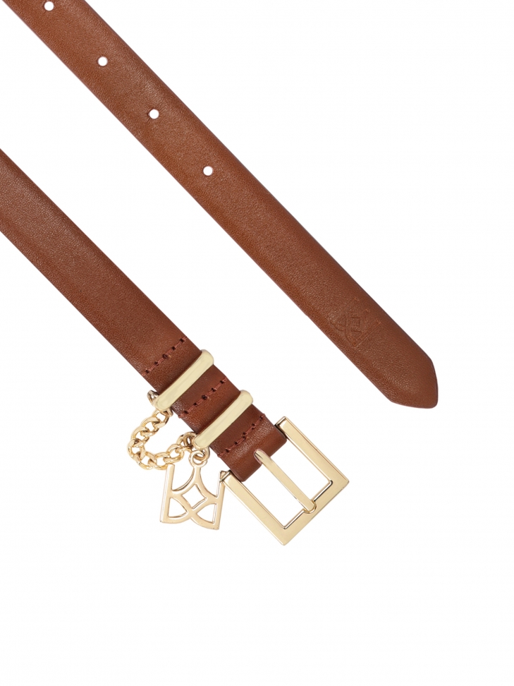 Elegancki brązowy pasek z metalowymi detalami