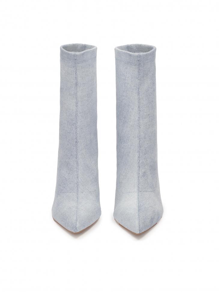 Jasnoniebieskie botki z tkaniny