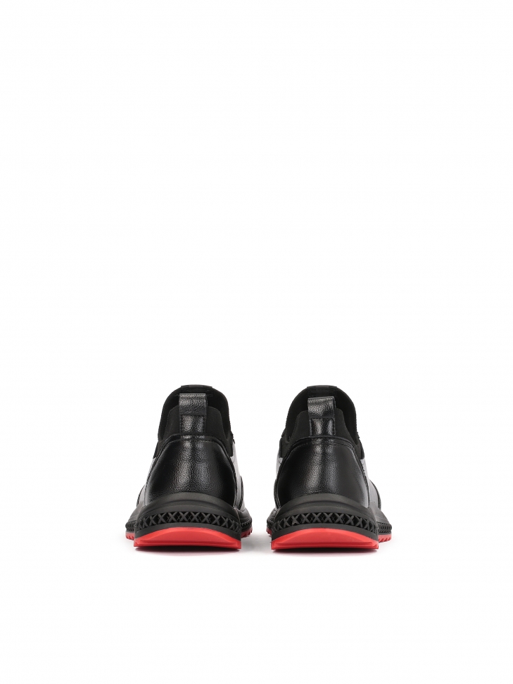 Modne skórzane sneakersy na ciekawej podeszwie