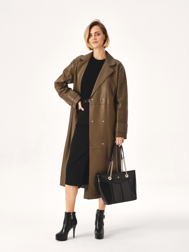 Czarne botki na wysokim obcasie i platformie