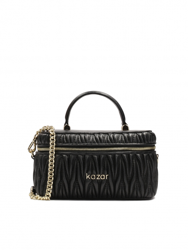 Pikowana torebka w kształcie kuferka