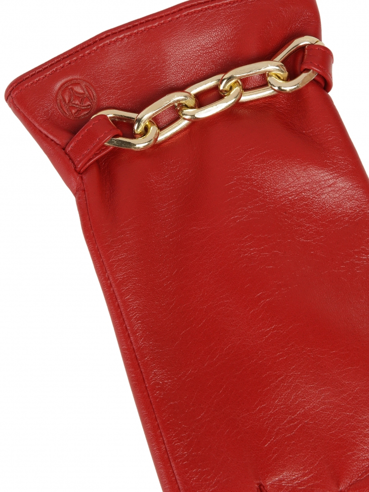 Eleganckie czerwone rękawiczki z biżuteryjną ozdobą