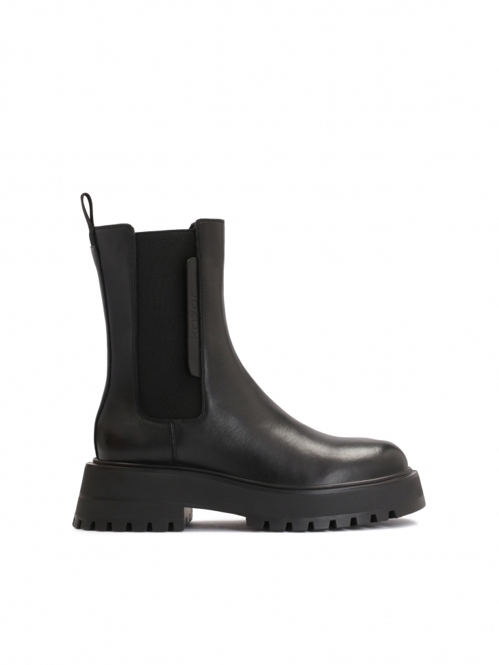 Skórzane botki typu chelsea na grubej podeszwie