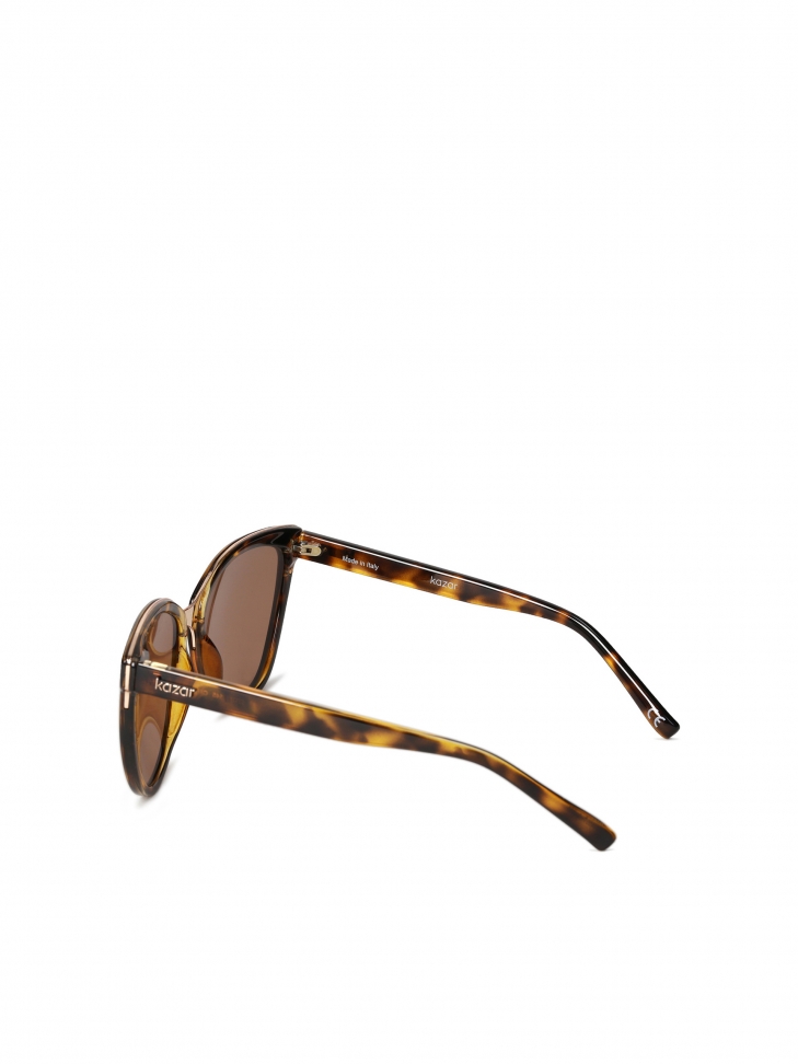 Brązowe okulary przeciwsłoneczne