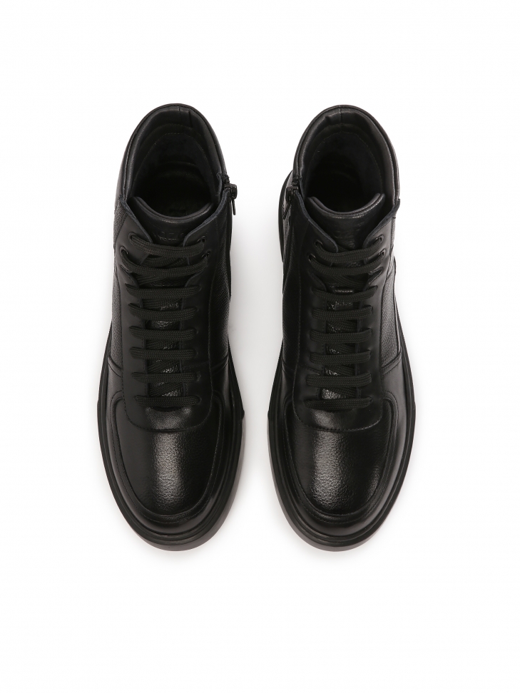 Ocieplane sneakersy męskie w czarnym kolorze