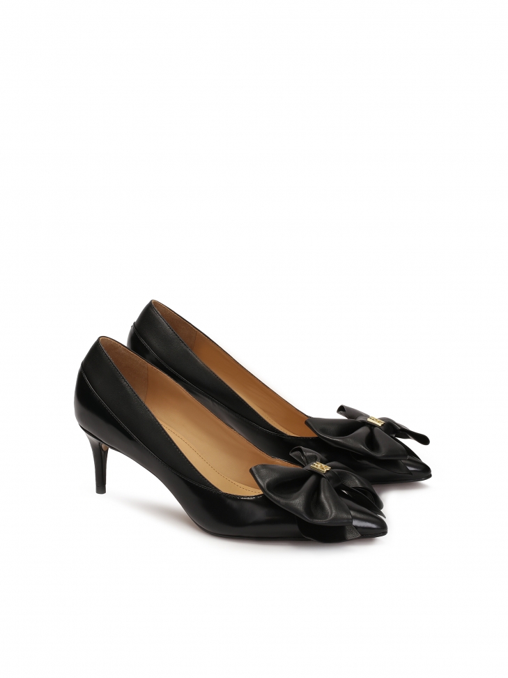 Niskie czółenka z kokardą