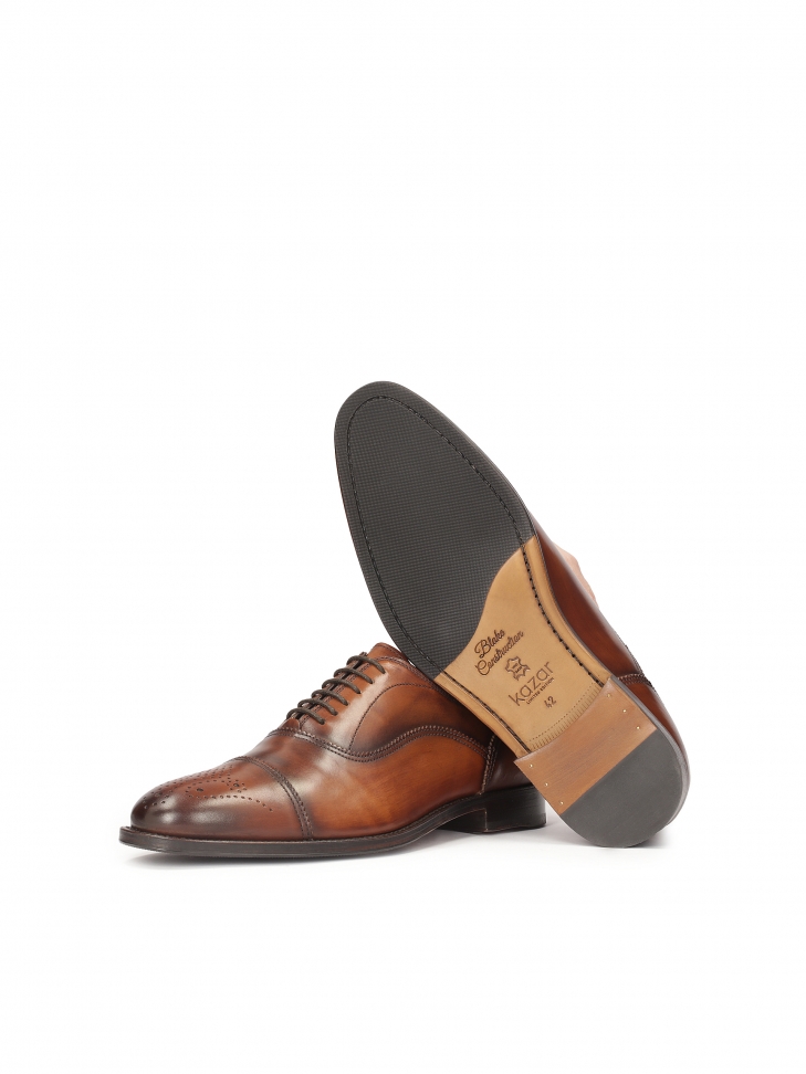 Luksusowe wizytowe półbuty z ażurowym zdobieniem