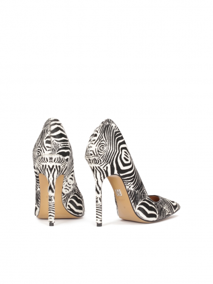 Wzorzyste czółenka na smukłej szpilce ze skóry z włosiem