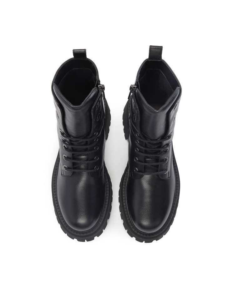 Czarne skórzane trzewiki damskie w militarnym stylu