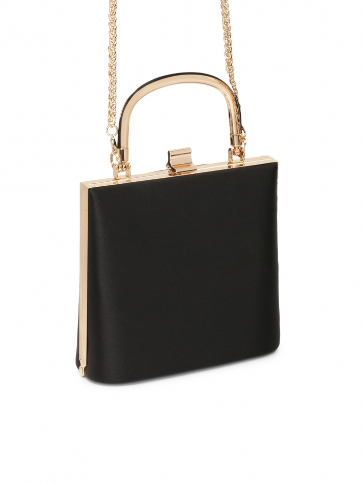 Czarna sztywna torebka wieczorowa z rączką