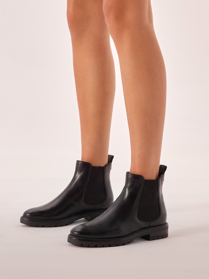 Niskie sztyblety z licowej skóry