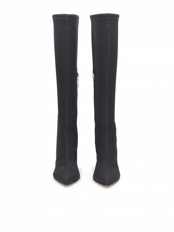 Kozaki z elastycznej tkaniny na brązowym obcasie