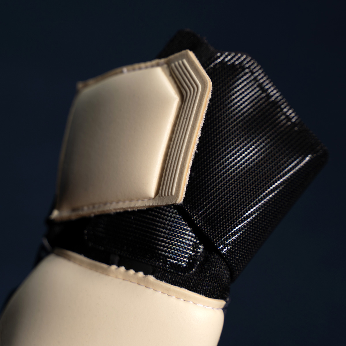 Prediction Absolutgrip HN Fit Goalkeeper Gloves