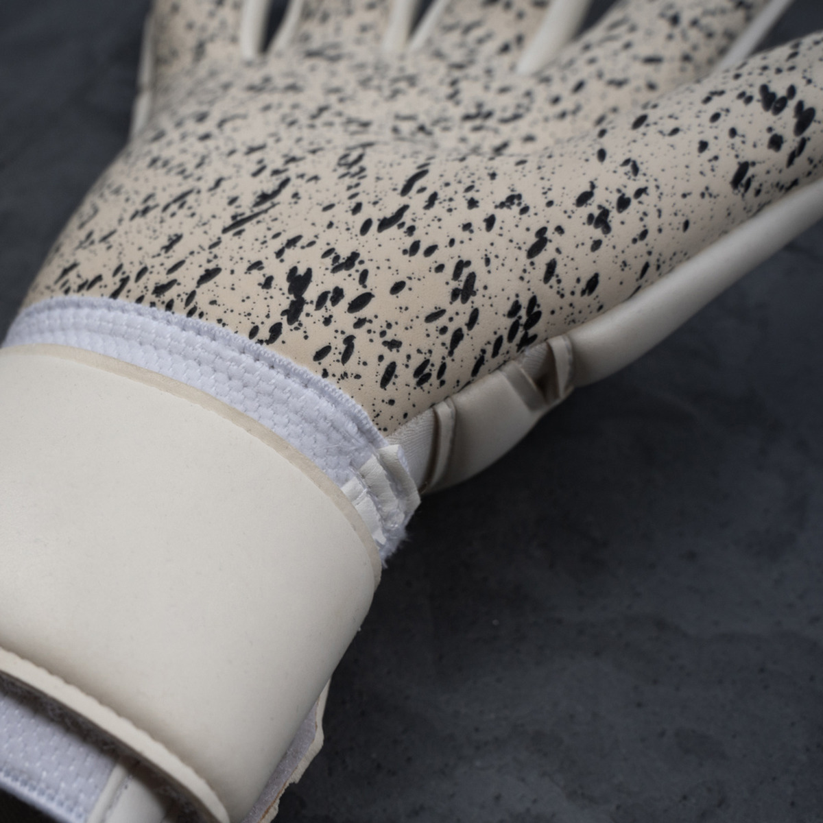 uhlsport Pro Supergrip+ HN ltd. 75years Torwarthandschuhe