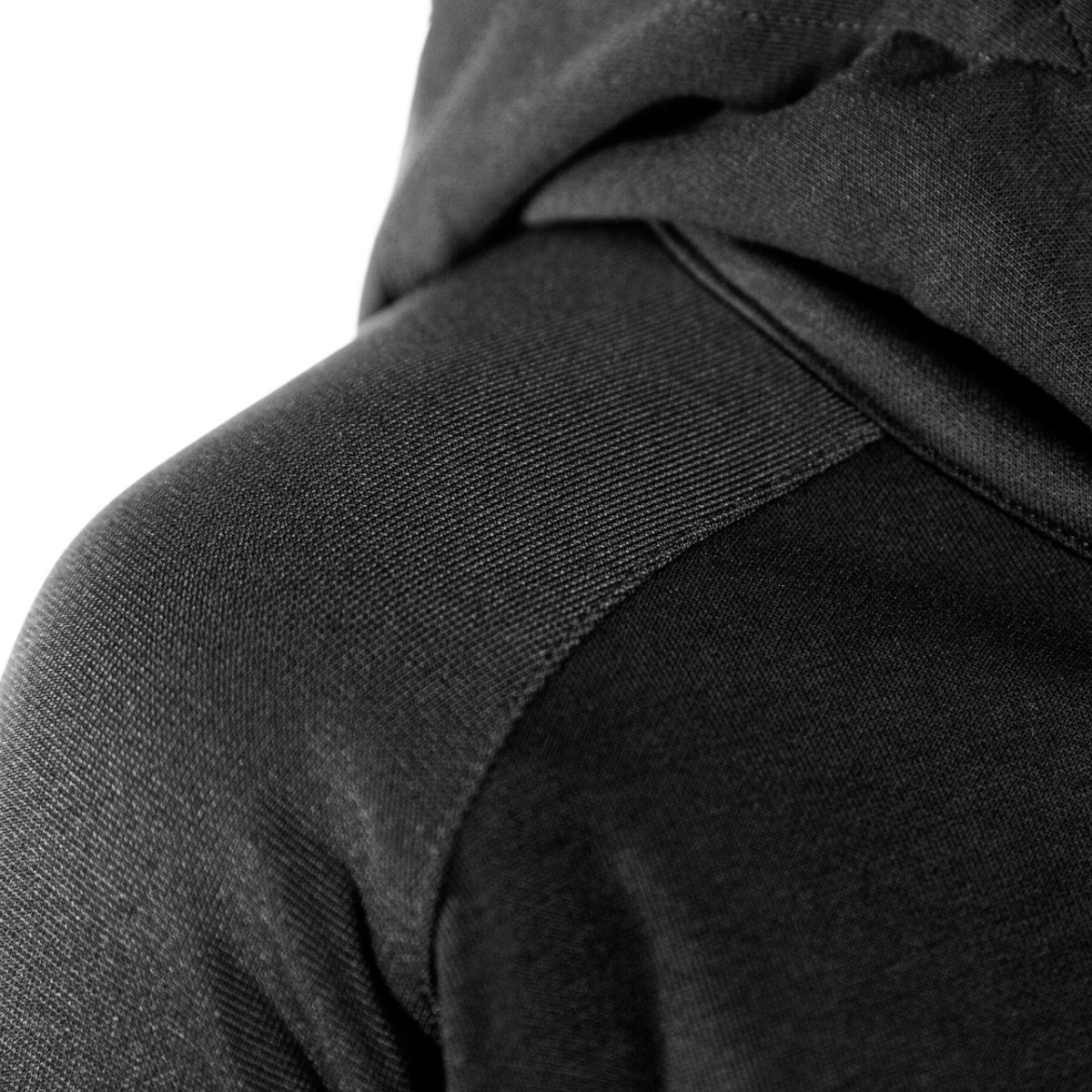 ESSENTIAL PRO ZIP-HOODIE