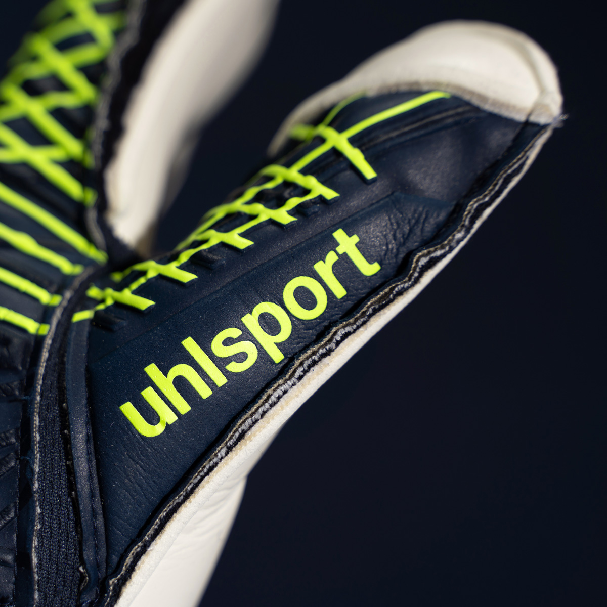 Prediction Soft Flex Frame Goalkeeper Gloves