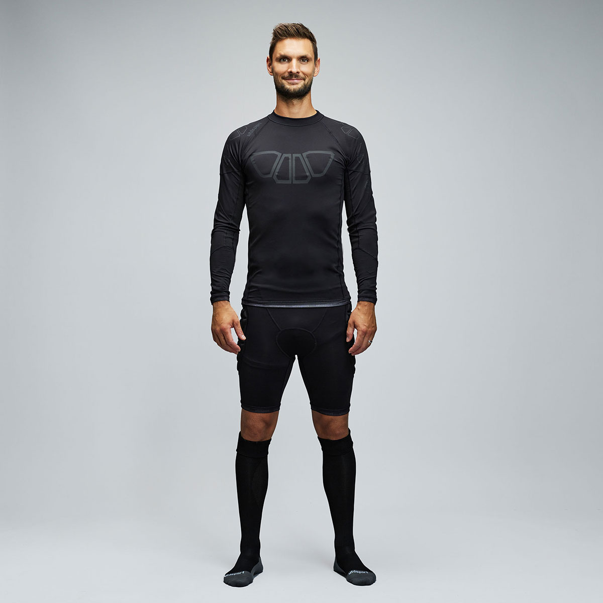 BIONIKFRAME PADDED SHORT BLACK EDITION