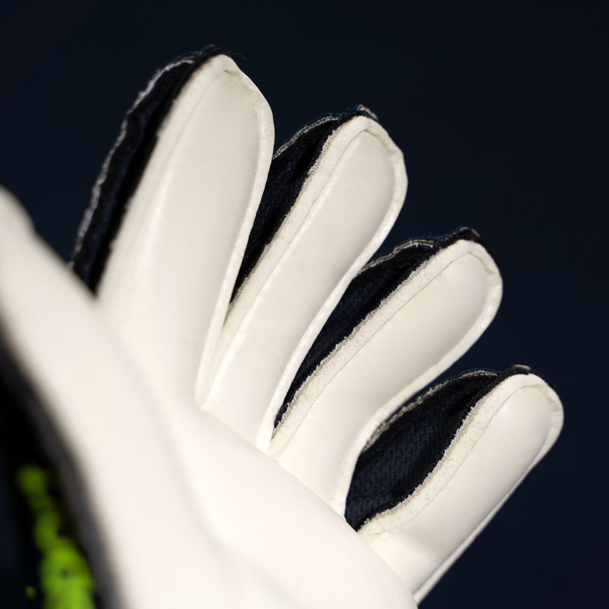 Prediction Soft Flex Frame Goalkeeper Gloves