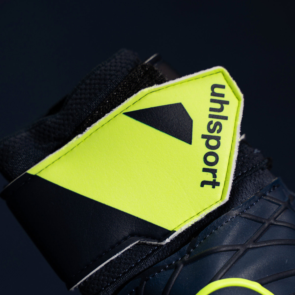 Prediction Soft Flex Frame Goalkeeper Gloves