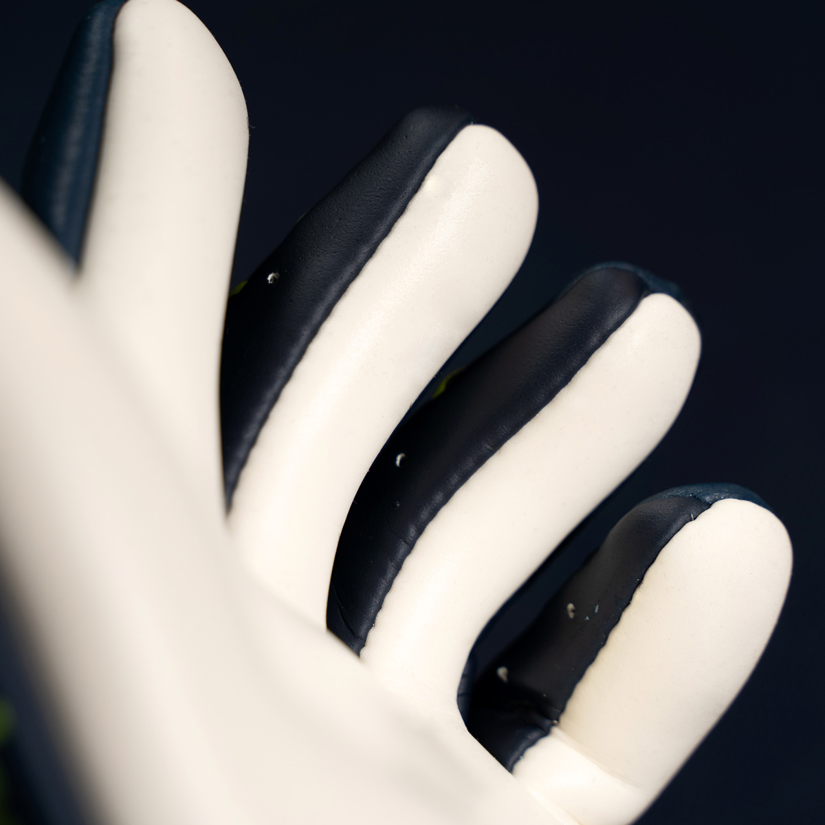 Prediction Supersoft HN Goalkeeper Gloves