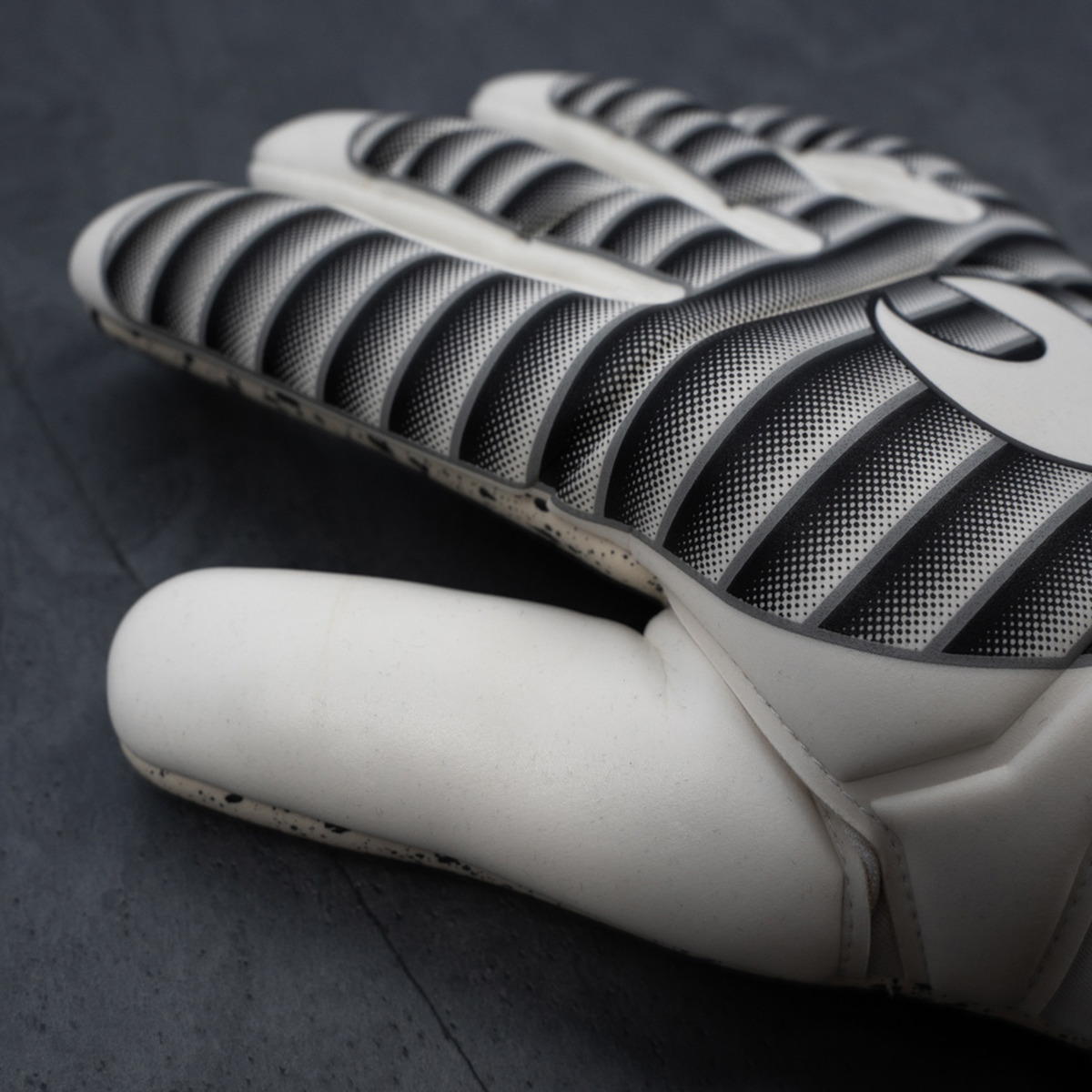 uhlsport Pro Supergrip+ HN ltd. 75years Torwarthandschuhe