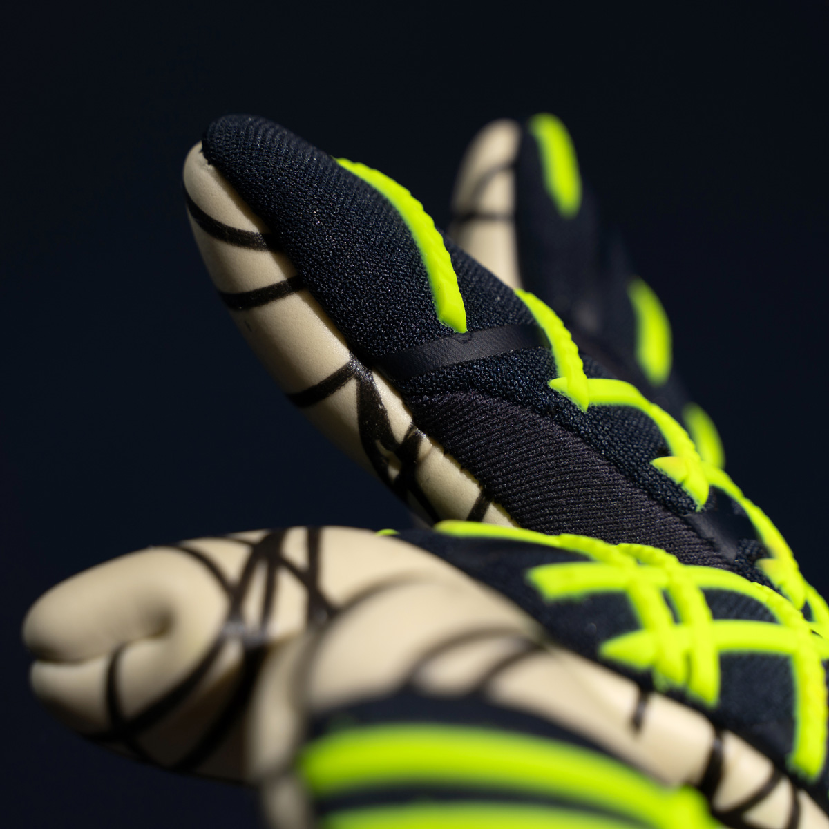 Prediction Ultragrip SC Goalkeeper Gloves