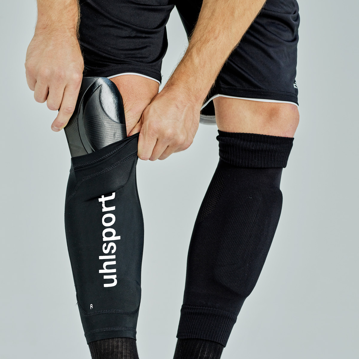 uhlsport GUARD SLEEVE shin pad compression sock