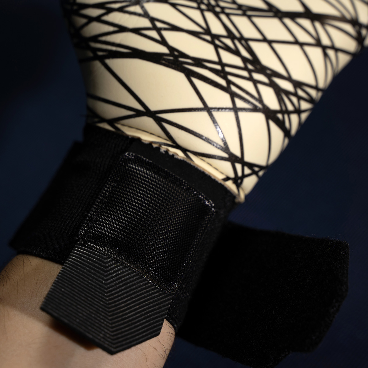 Prediction Ultragrip Goalkeeper Gloves