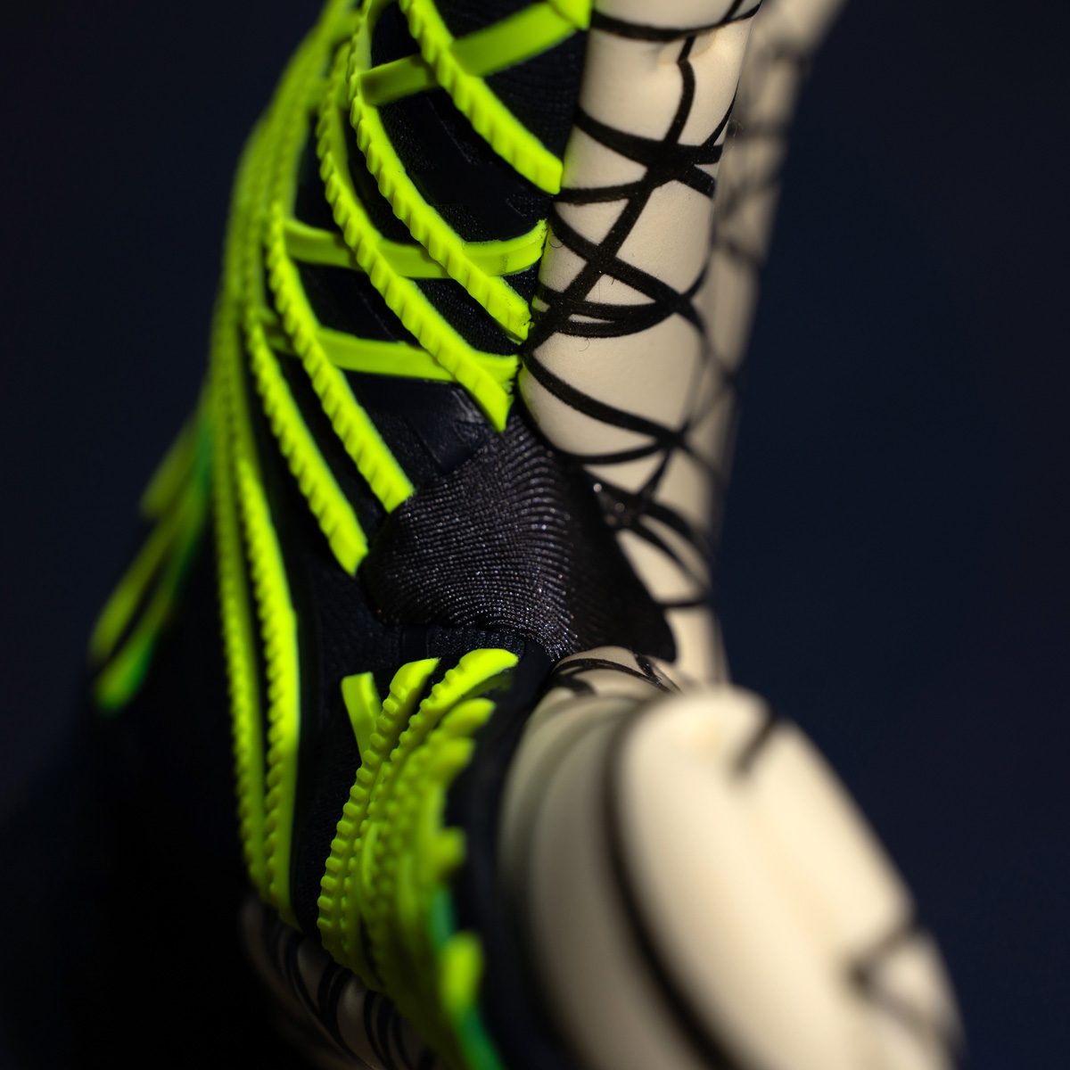 Prediction Ultragrip Goalkeeper Gloves