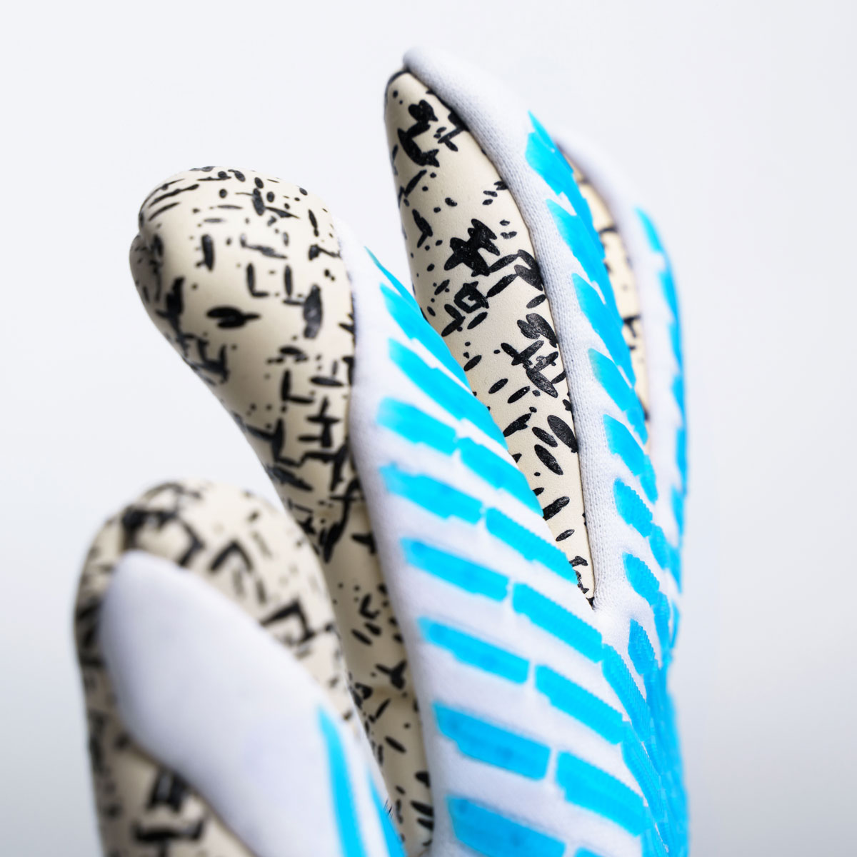 FM Cybertec Supergrip+ Finger Surround