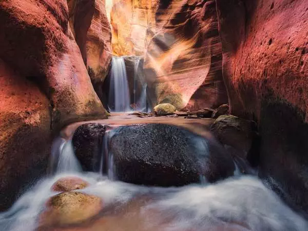 Puzzle 1500 Teile - Der Wasserfall im Red Canyon