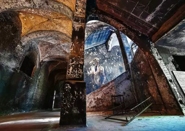 Puzzle 1000 Teile - Alpenhaus Graffito Beelitzer Heilstätten