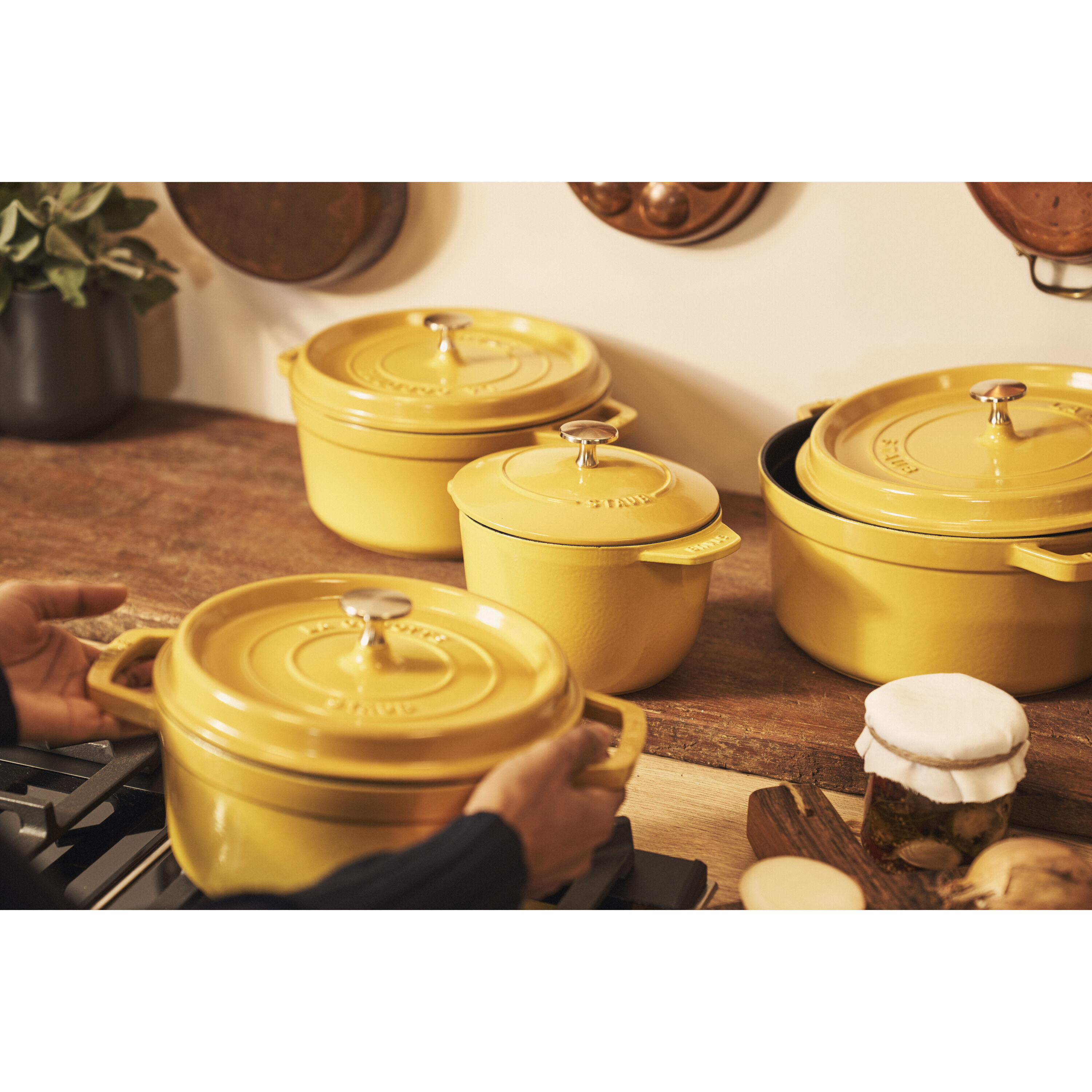 Staub        La Cocotte                Cocotte 26 cm, rund, Citron, Gusseisen
