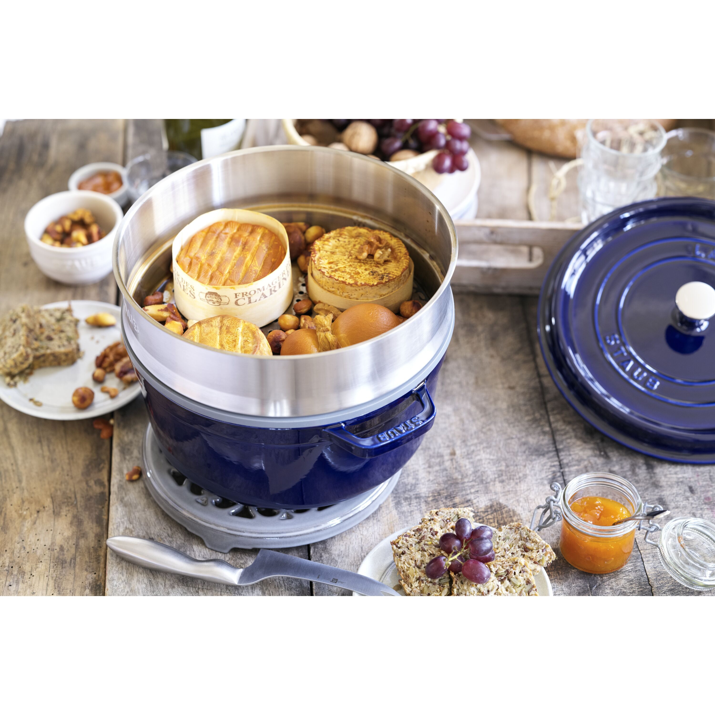 Staub        La Cocotte                Cocotte mit Dämpfeinsatz 26 cm, rund, Dunkelblau, Gusseisen