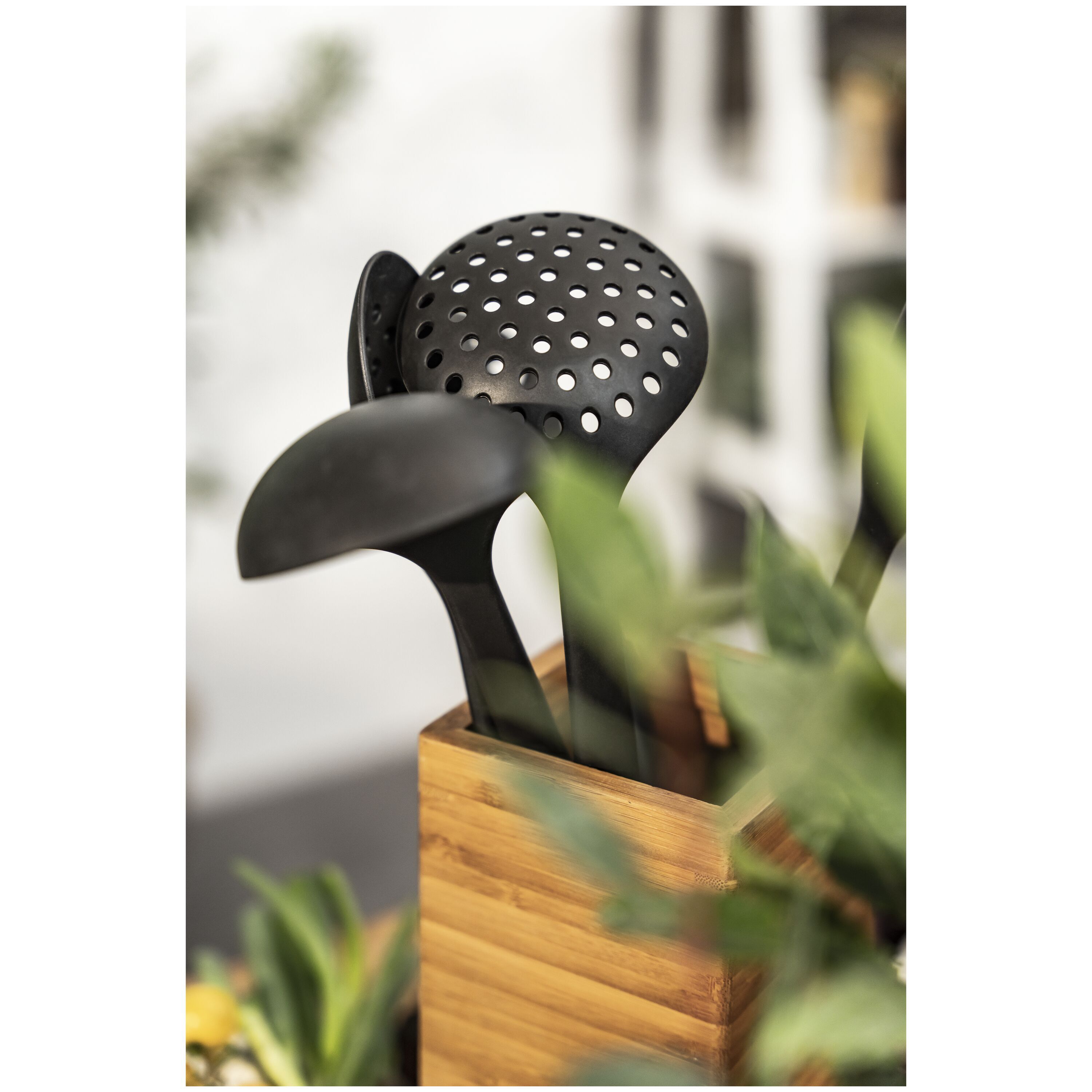 BALLARINI        Nero                Suppenkelle, 31 cm, Silikon