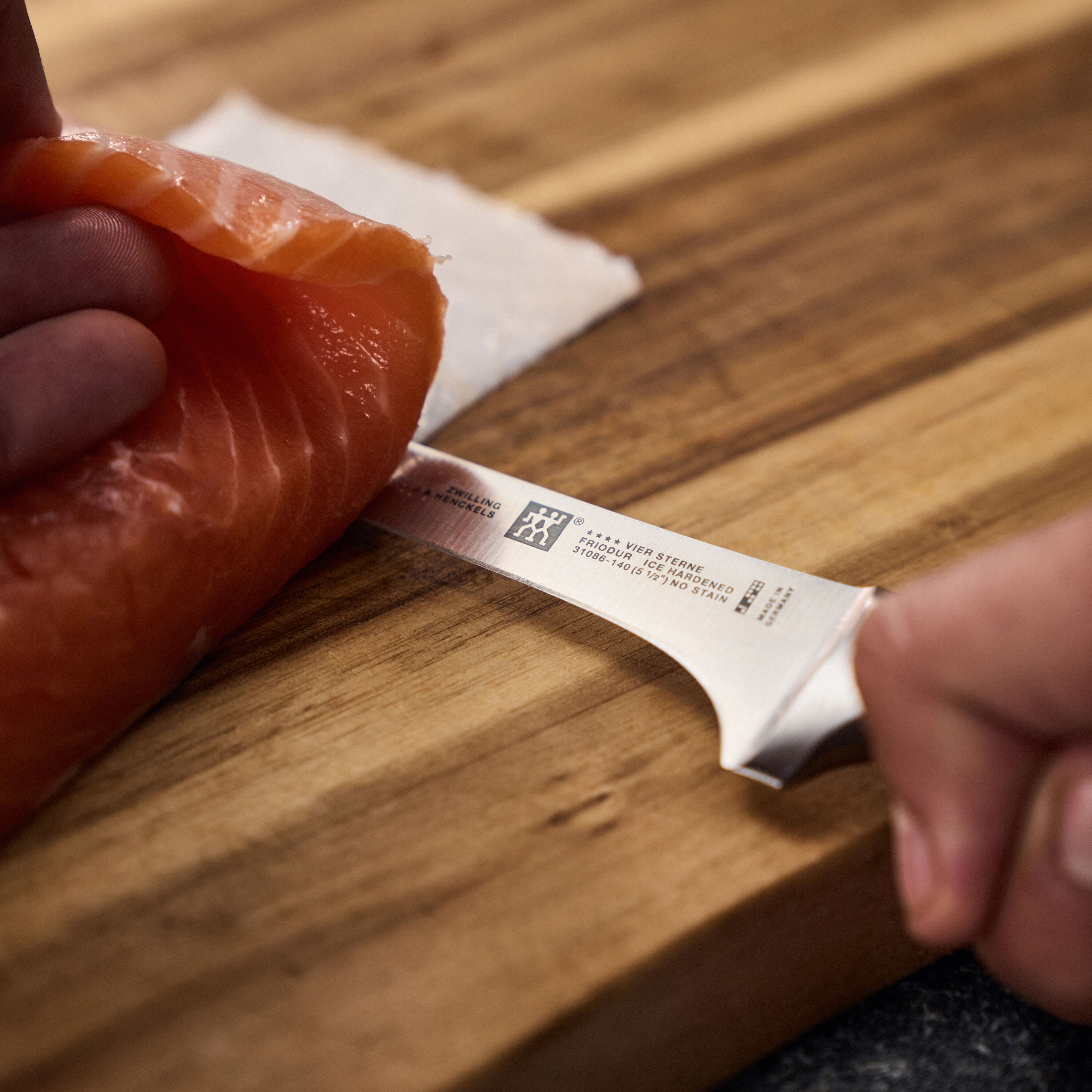 ZWILLING        **** VIER STERNE                Ausbeinmesser 14 cm