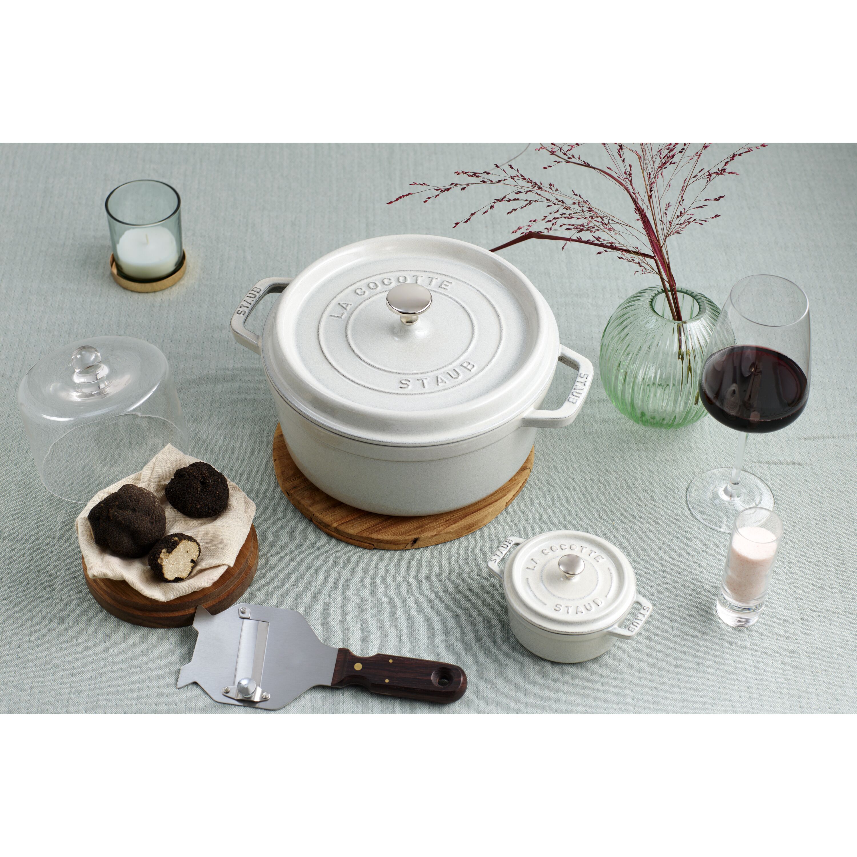 Staub        La Cocotte                Cocotte 22 cm, rund, Weisser Trüffel, Gusseisen