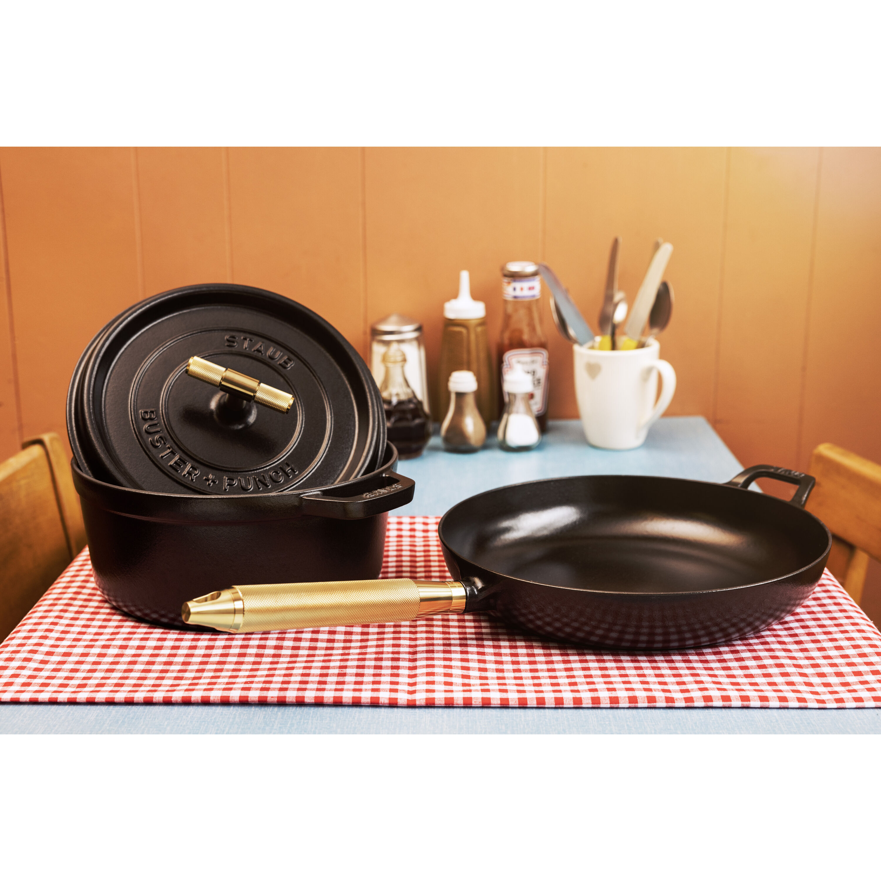 Staub        La Cocotte                Cocotte Buster+Punch 24 cm, rund, Schwarz, Gusseisen