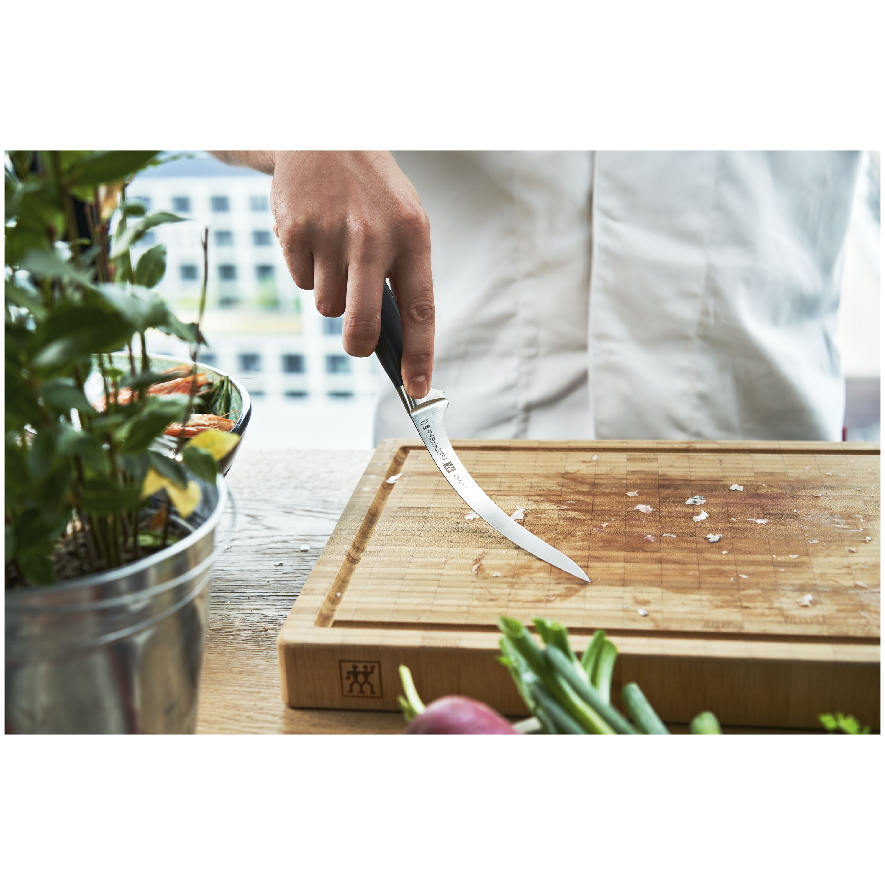 ZWILLING        **** VIER STERNE                Filiermesser 18 cm