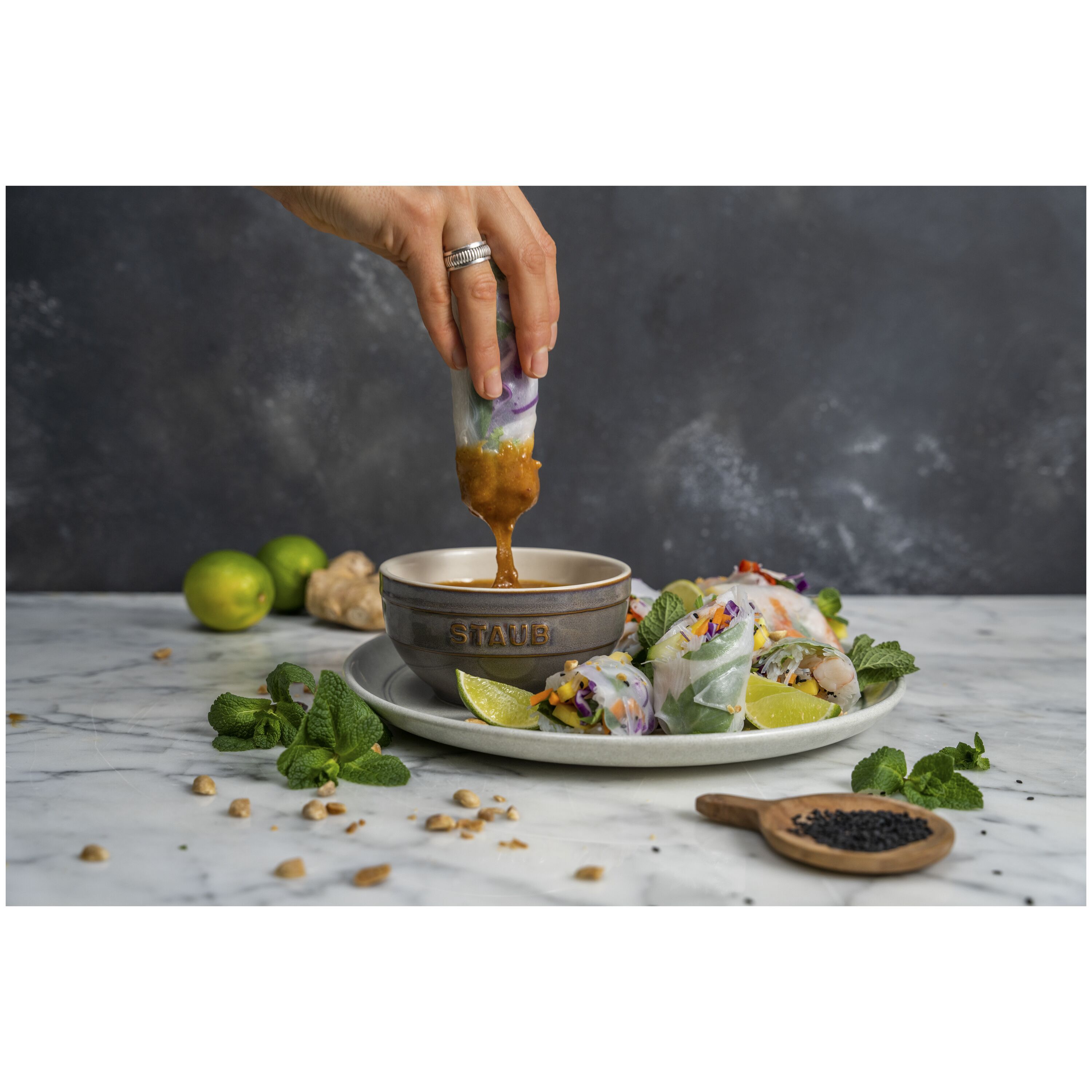 Staub        Ceramique                Schüssel 12 cm, rund, Antik-Grau, Keramik