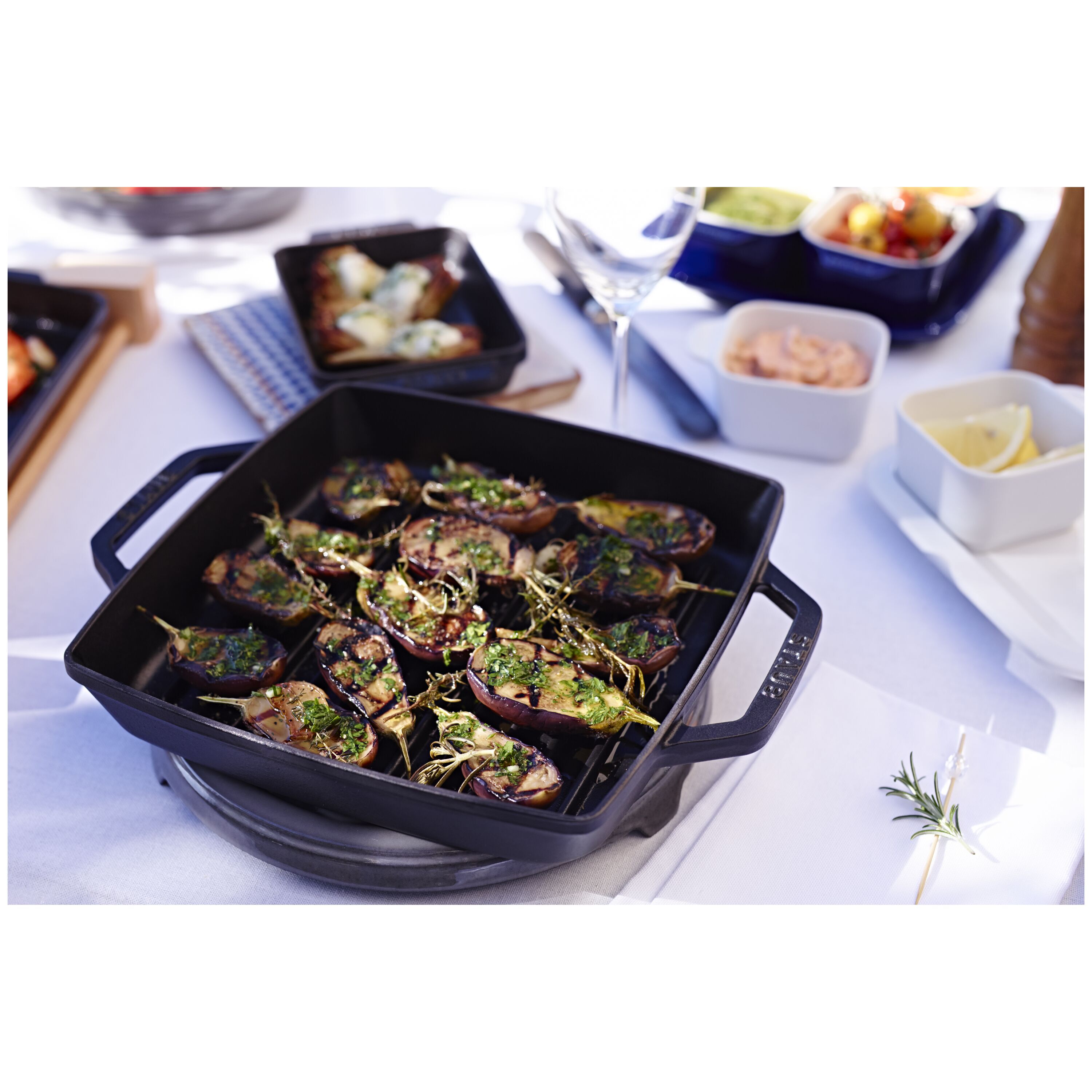 Staub        Grill Pans                Grillpfanne 28 cm, quadratisch, Schwarz, Gusseisen